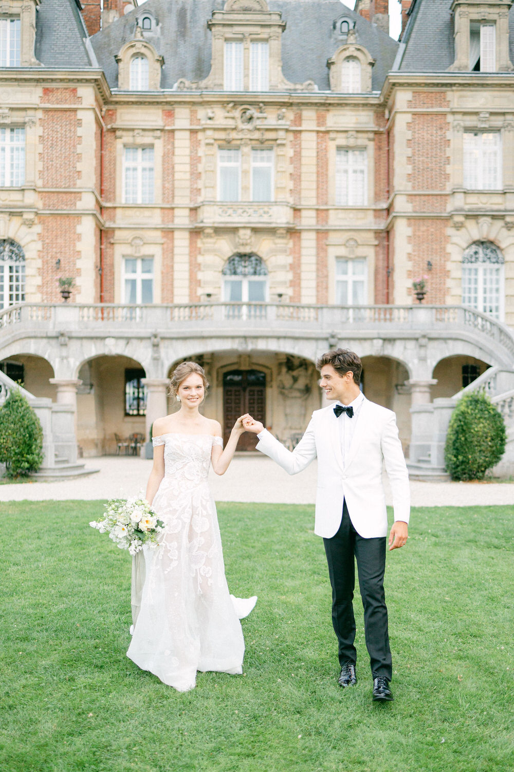 Private French Chateau for Wedding Hire Château Bouffémont